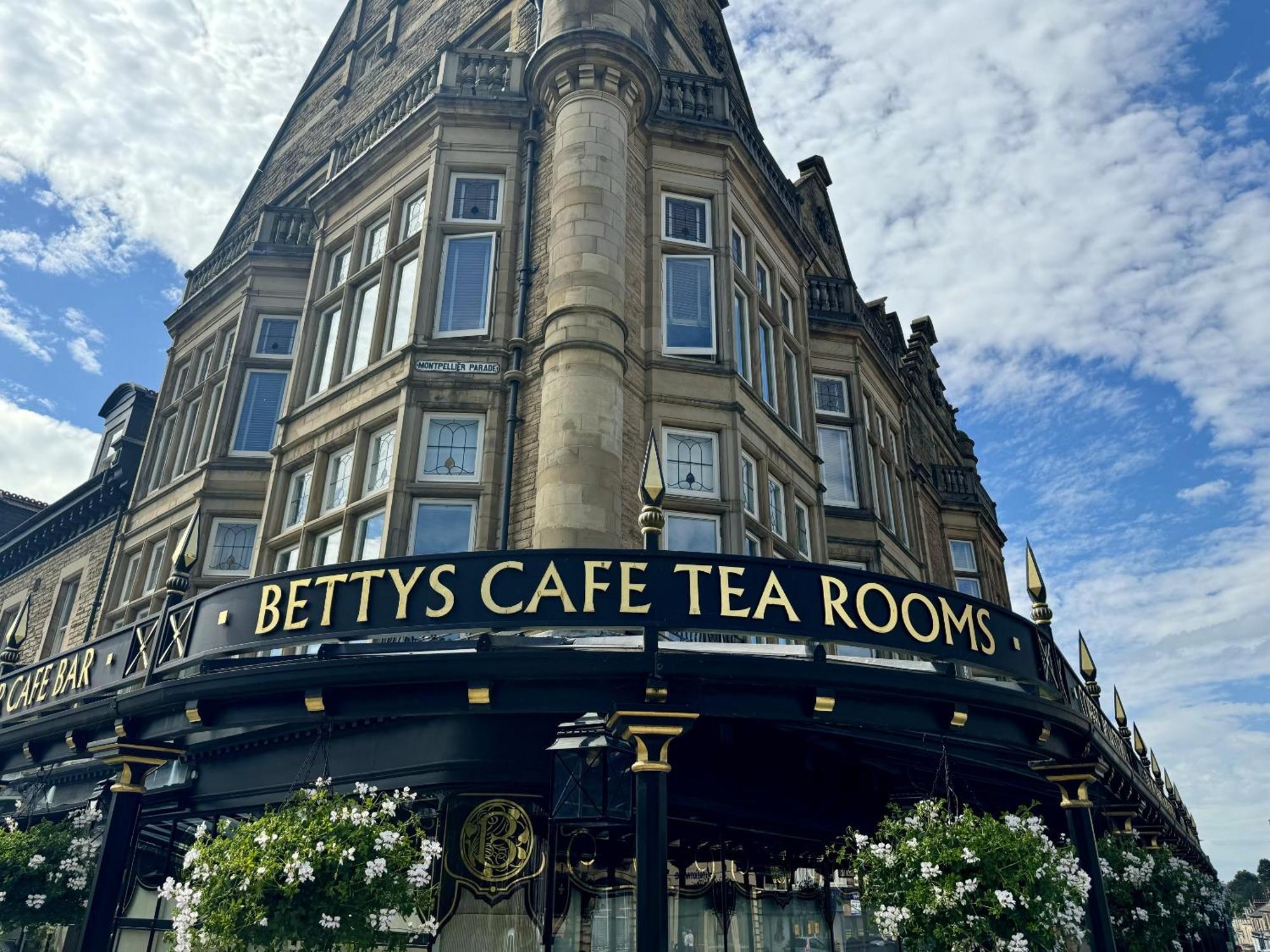 The Yorkshire Crown - Luxury Apartment - Free Parking Nearby Harrogate Luaran gambar